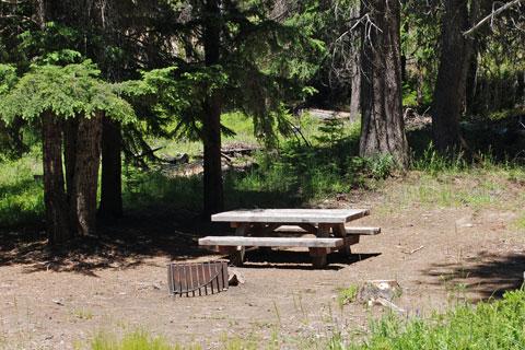 Inlet Campground, Lemolo Lake, Oregon