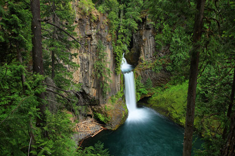 Toketee Falls, Umpqua National Forest, Oregon