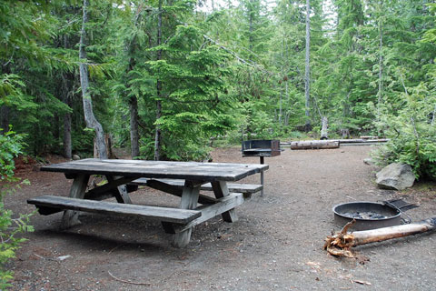 Trillium Lake Campground, Mount Hood National Forest, Oregon